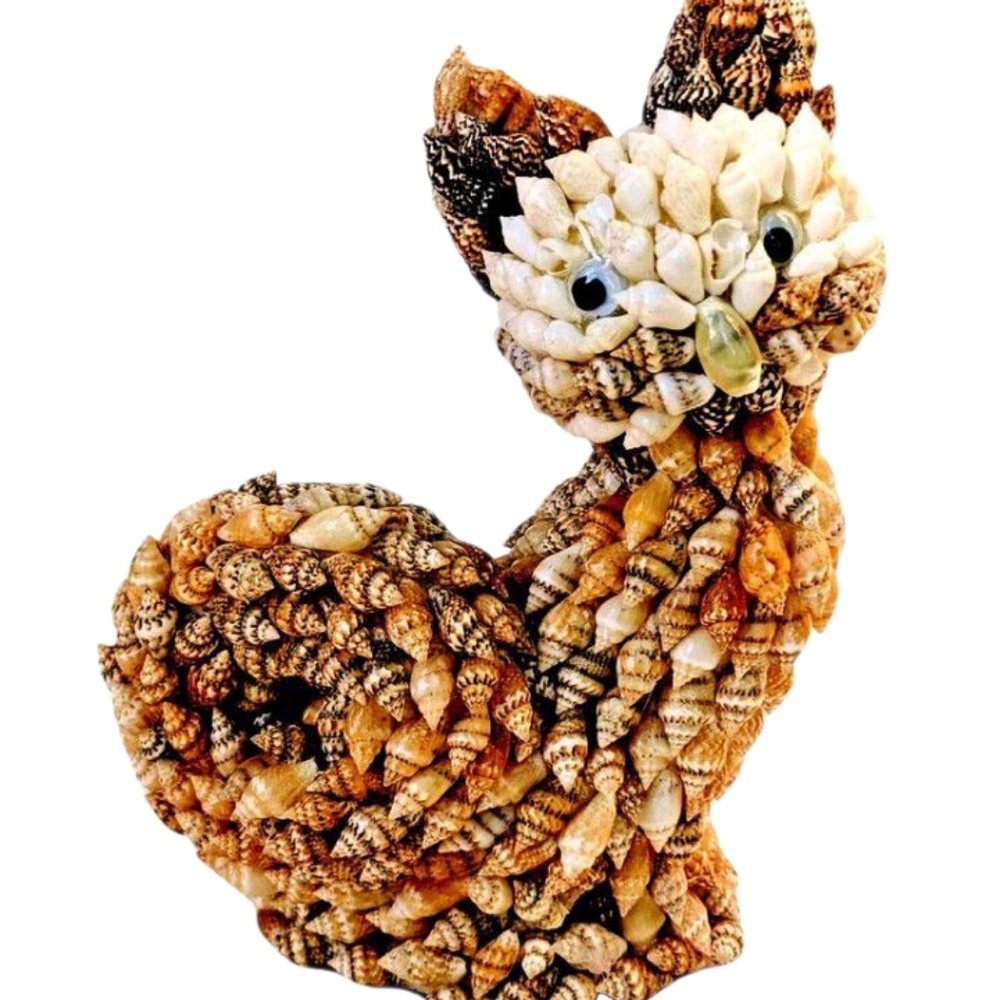 VINTAGE CAT KITTEN FOLK ART Handmade Seashell Ocean Statue Sitting Figurine